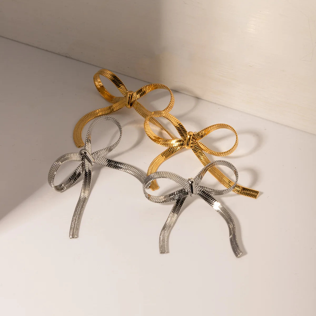 Naszyjnik z Kokardką Line