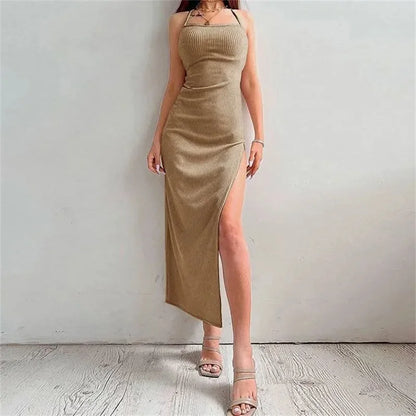 Sukienka Syrena z Asymetrycznym Rozcięciem