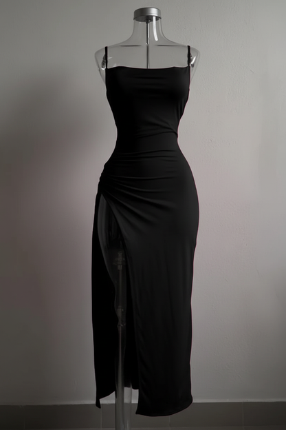 Czarna sukienka maxi - przód